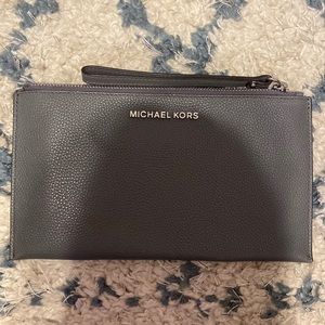 Michael Kors wristlet